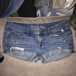 A&E distressed jean shorts